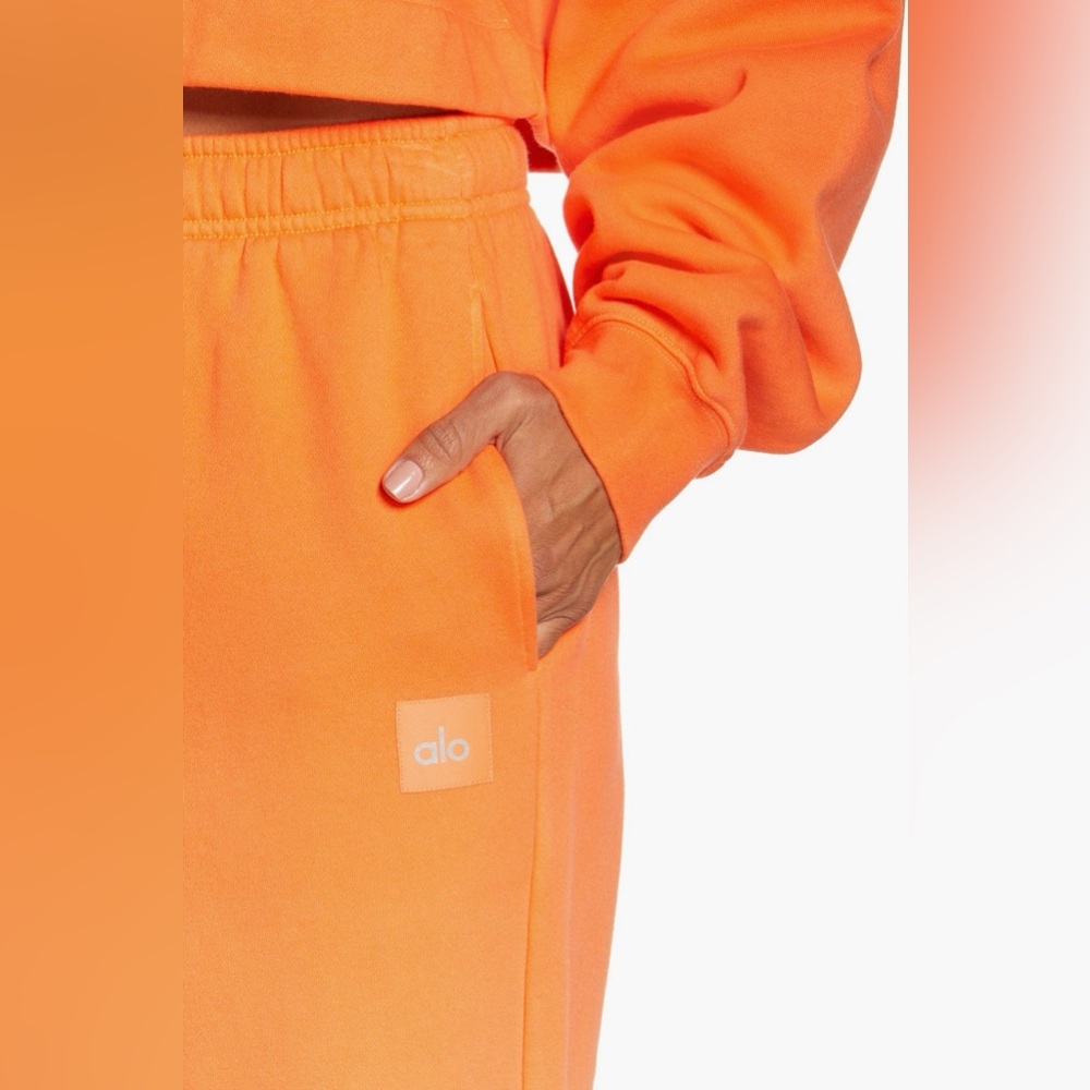 ALOYOGA Straight Leg Ombre Sweatpant Small - Picture 4 of 16